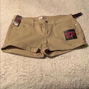 Juniors Khaki Shorts